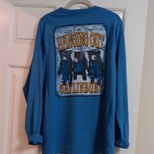 Long Sleeve T -Shirt With Baby Bear Graphics